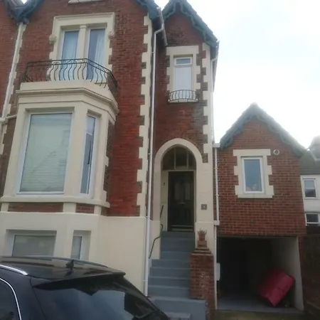 8A Kenilworth Road Apartment Portsmouth Exterior photo
